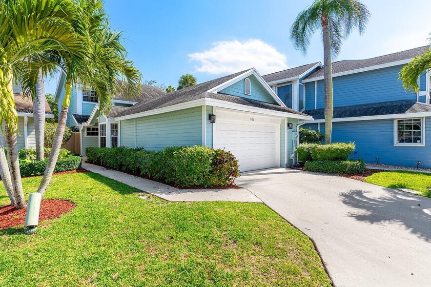 Building Photo - 5120 Coronado Rdg