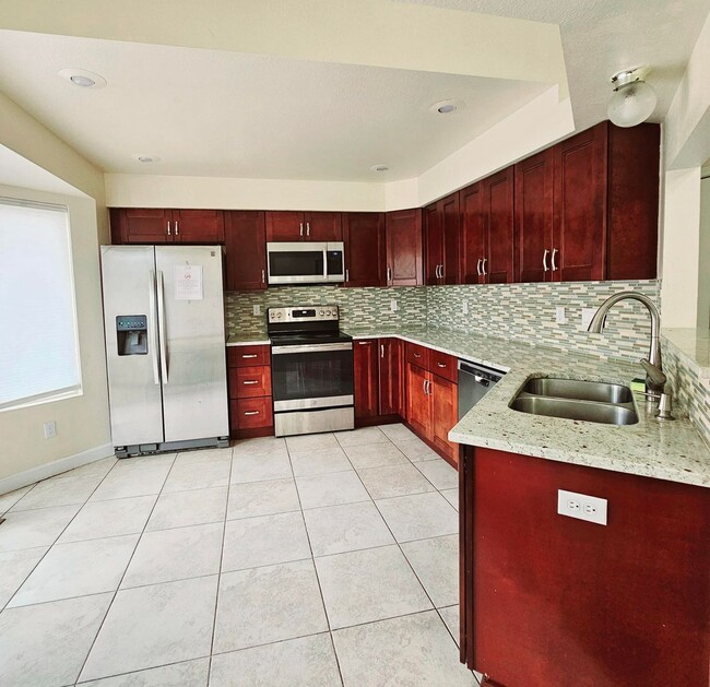 Building Photo - 8224 Horn Run Rd