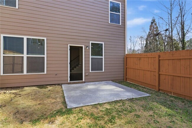 Building Photo - 955 Firethorne Pass