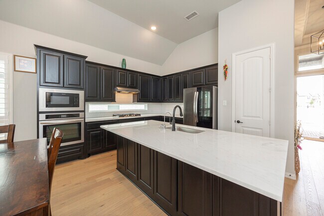 Building Photo - 6248 Mulberry Creek Ln
