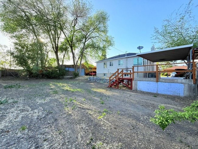 Building Photo - 345 W 1300 N
