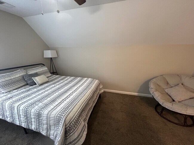 Building Photo - 33 Old Clayton Ct