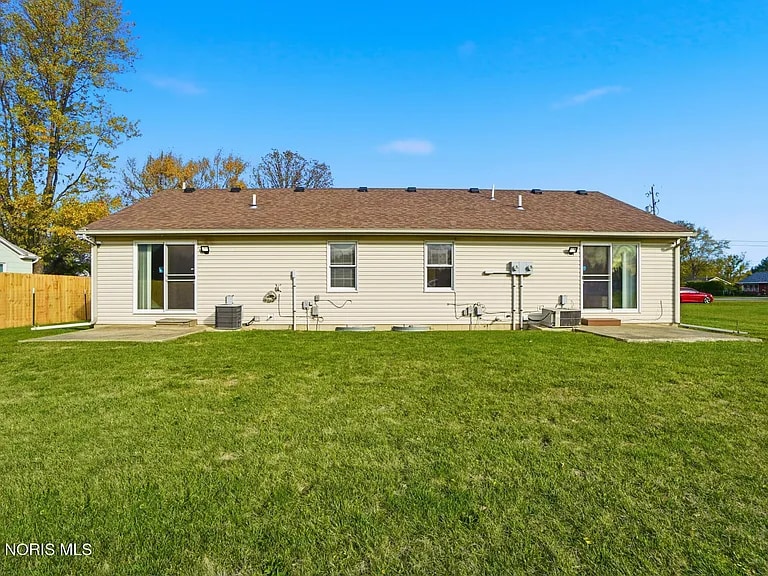 Building Photo - 711 Hart Ave