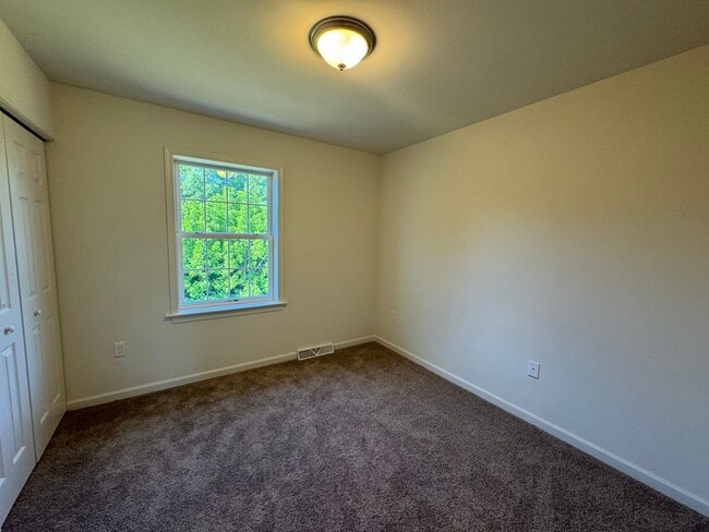Building Photo - 4 Bed 3 Bath Updated Home In Lititz