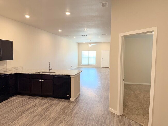 Building Photo - 1619 133rd St