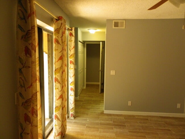 Building Photo - 8116 Severn Dr