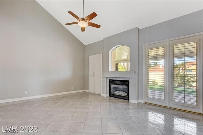 Building Photo - 1842 Bogey Way
