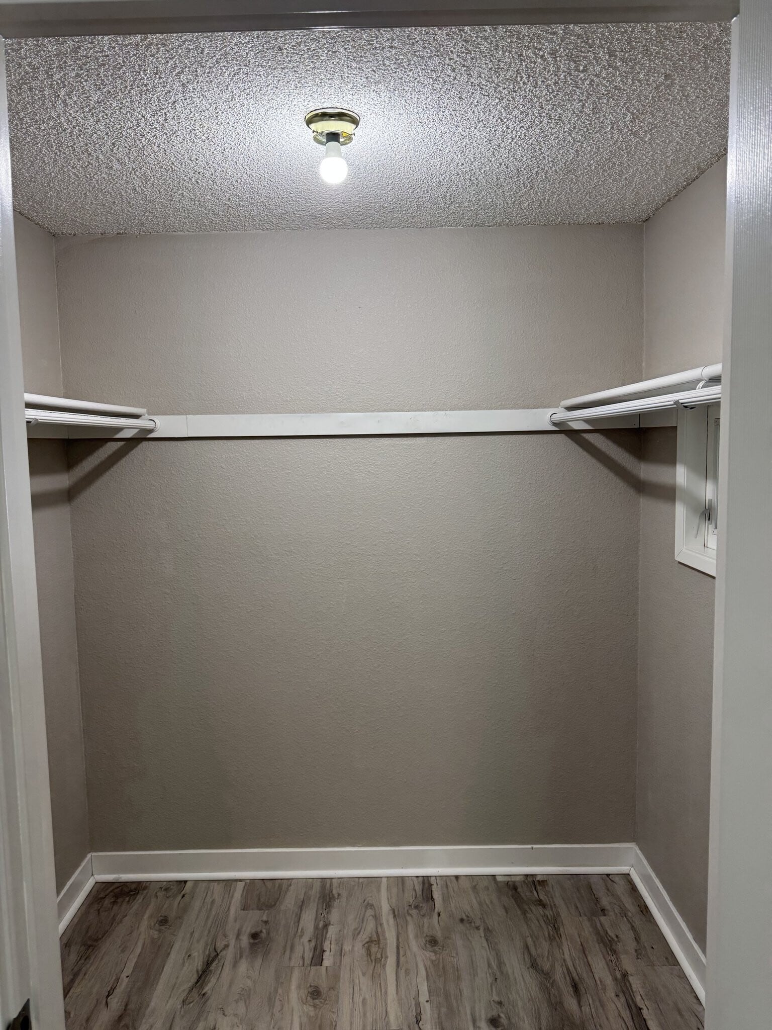 Building Photo - 10302 141st St Ct E