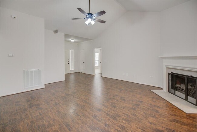 Building Photo - 322 Leafsage Ct