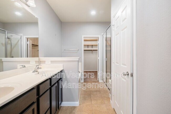 Building Photo - 730 Lost Pines Ln