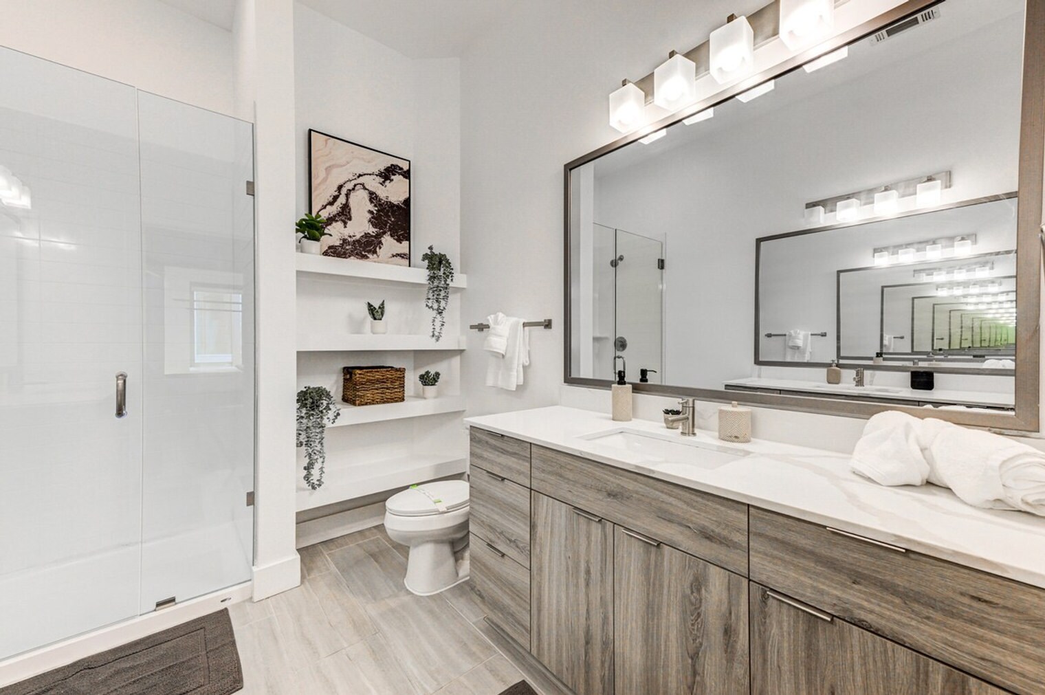 Building Photo - 1075 Peachtree Rd