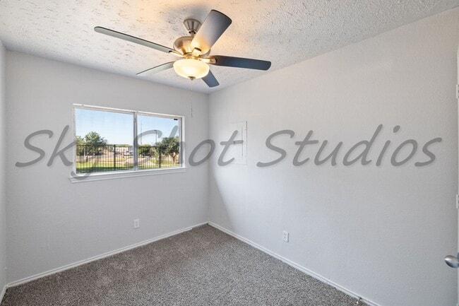 Building Photo - 2542 Avenue H