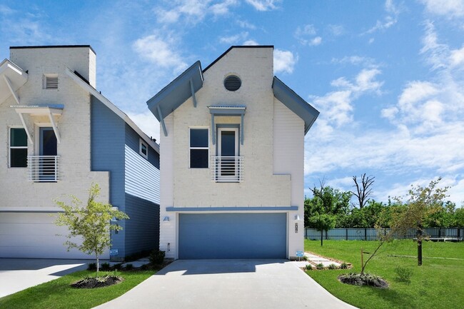 Building Photo - 1053 Glenn Ave