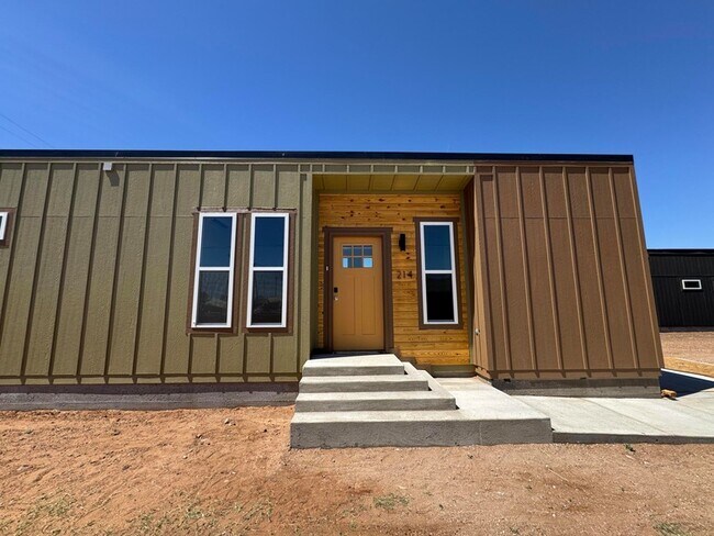 Building Photo - 214 Fig Ave