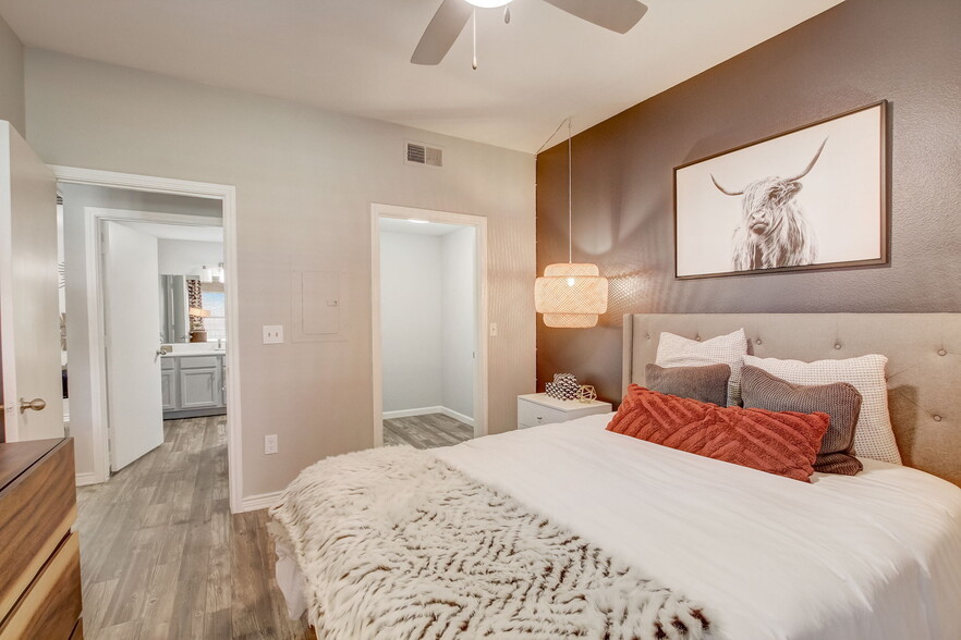 Building Photo - Oasis at Plum Creek Apartments