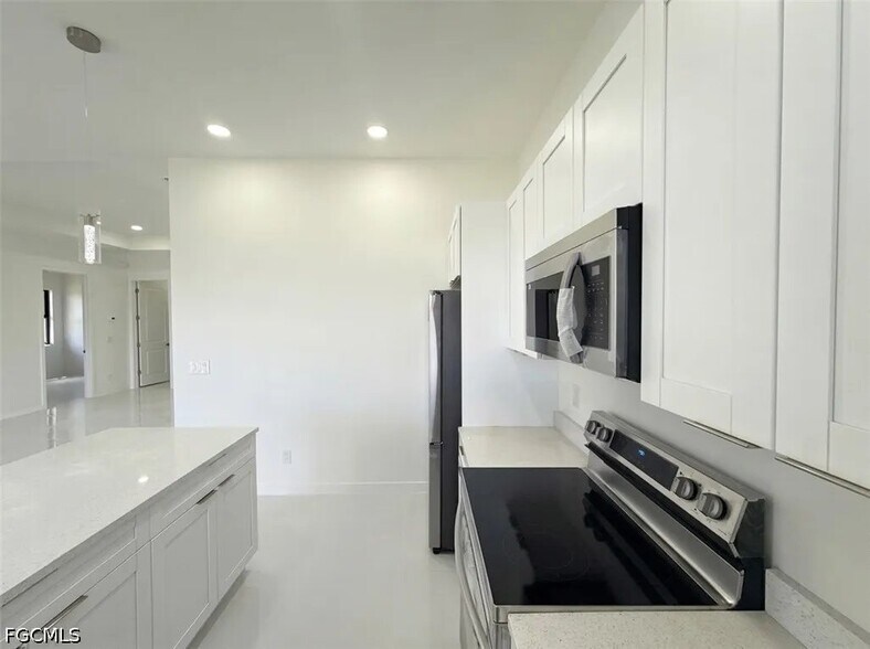 Building Photo - 4229 NW 32nd St