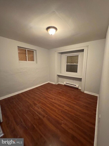 Building Photo - 2121 N 22nd St