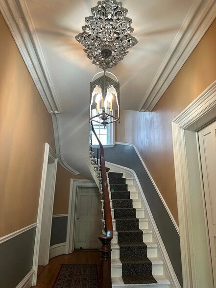 Main Entrance - 7 Union St