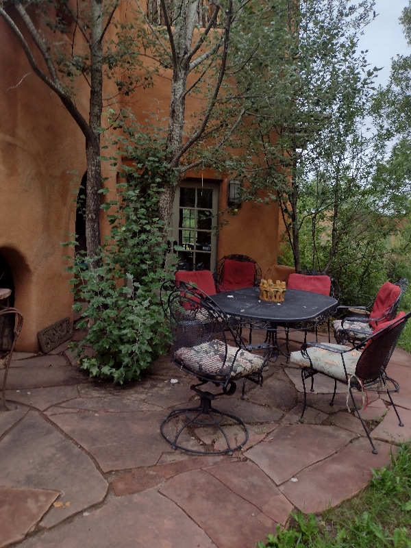 Building Photo - 519 La Lomita Rd