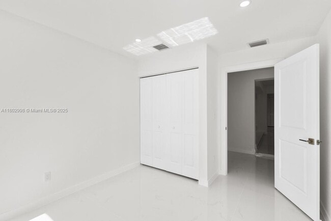 Building Photo - 4001 NW 187th Terrace