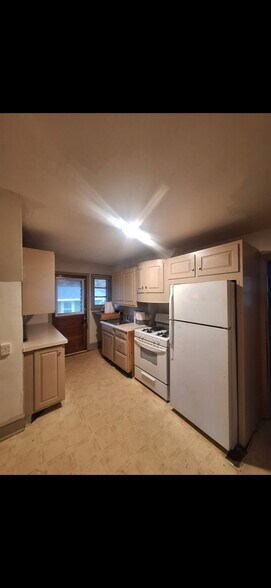 Building Photo - 540 Wheeler Ave