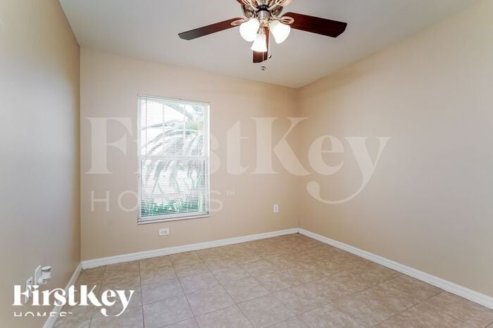 Building Photo - 532 Kismet Pkwy W