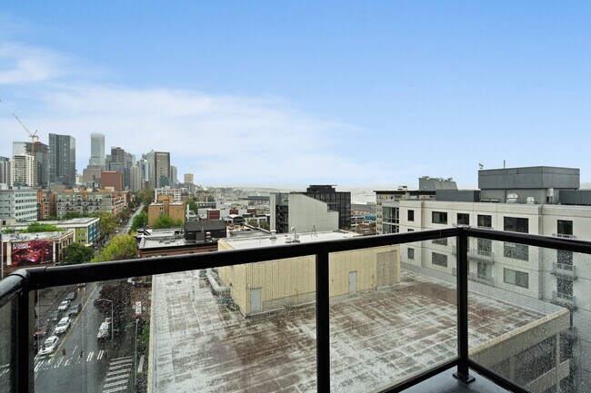 Building Photo - 2721 1st Ave