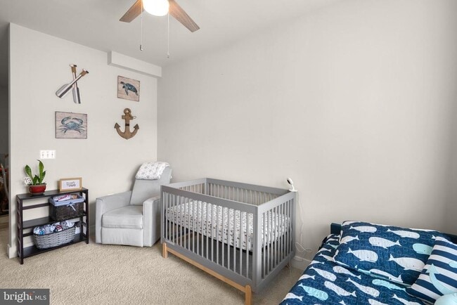 Building Photo - 711 McKenzie Ave