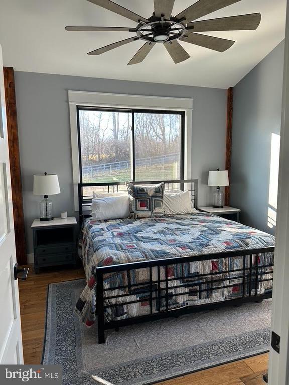 Building Photo - 22887 Hopeful Ln