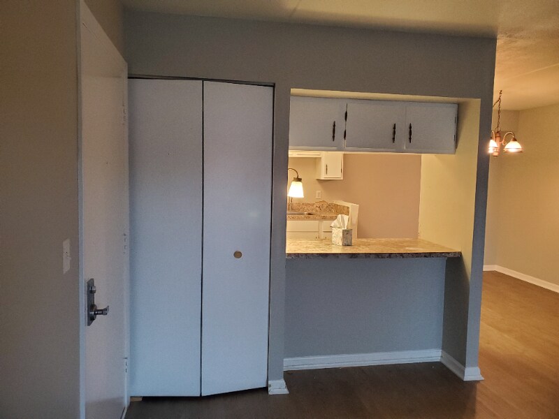 Building Photo - 1263 Lost Nation Rd