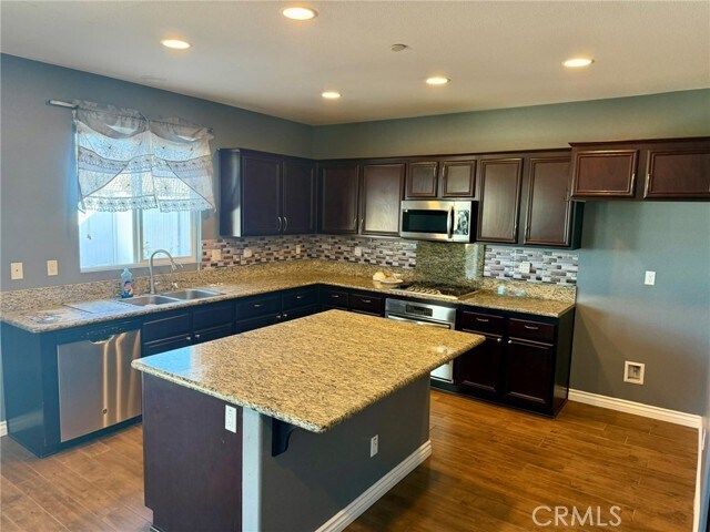 Building Photo - 26810 Sugarite Canyon Dr