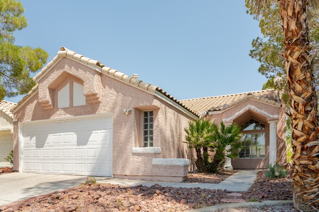 Building Photo - 8412 Surfs Up Dr