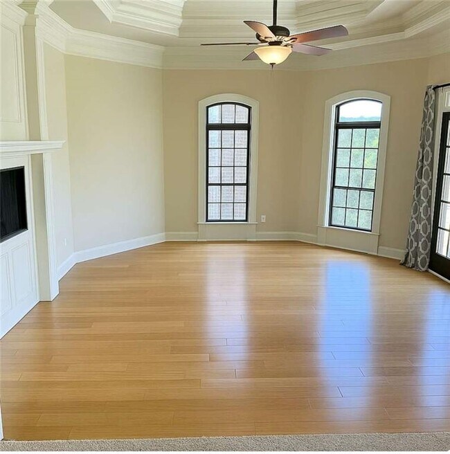 Building Photo - 1399 Traditions Way
