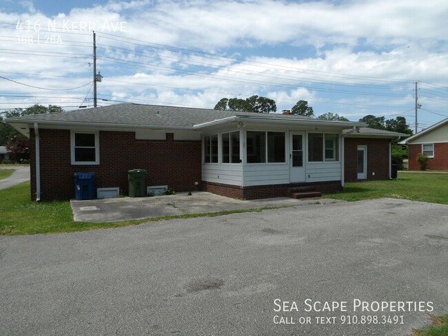 Building Photo - 416 N Kerr Ave