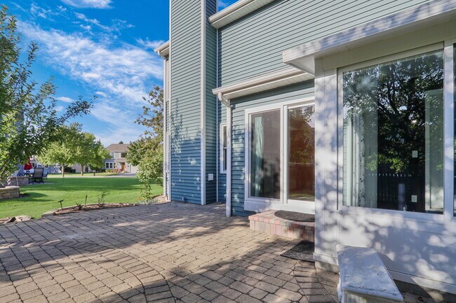 Building Photo - 1282 Berkshire Ln