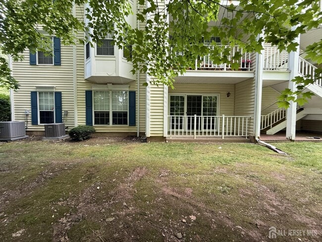 Building Photo - 95 Sapphire Ln