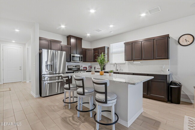 Building Photo - 11150 Blazing Star Pl