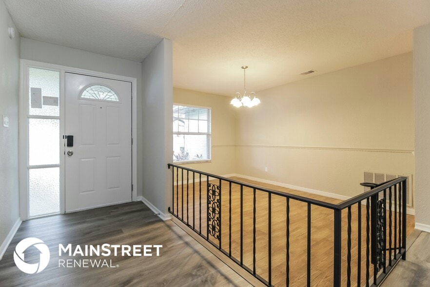 Building Photo - 2406 Wekiva Ridge Rd