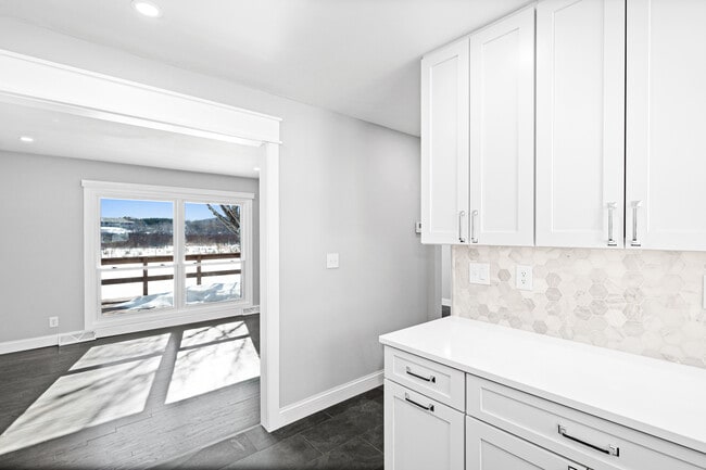Building Photo - 415 Kelly Cir