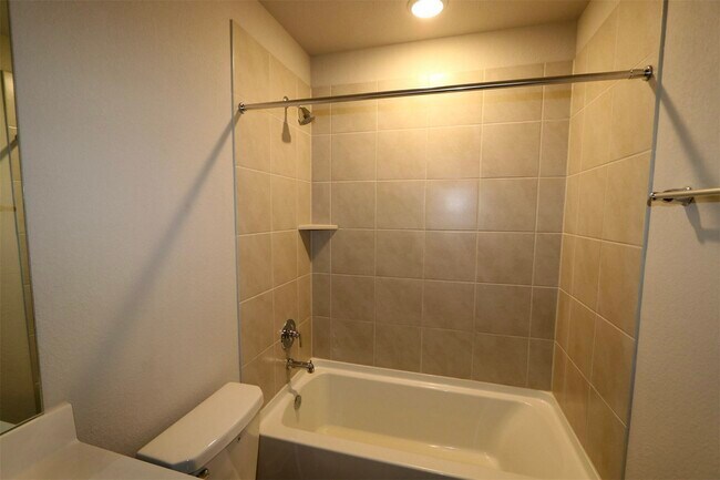 Building Photo - 5803 Aurora Ln