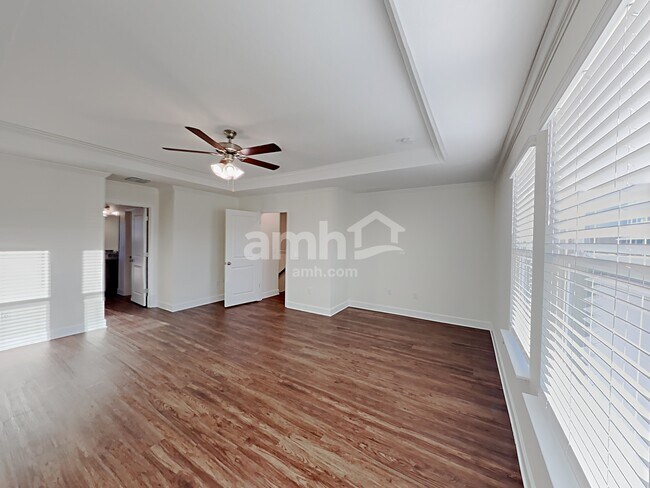 Building Photo - 1001 Walden Pond Dr