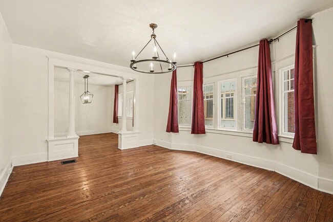 Building Photo - 1412 Sherman St SE