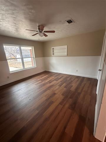 Building Photo - 1210 W Hall St