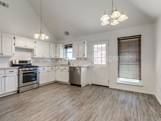 Primary Photo - 1603 SW 23rd St