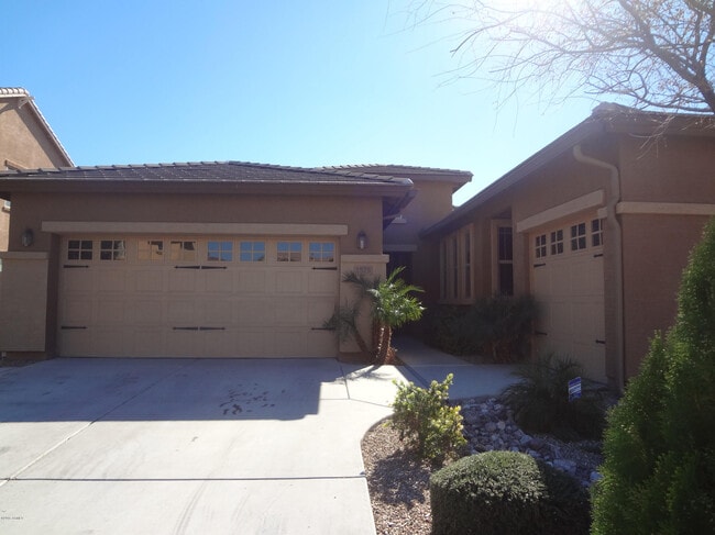 Primary Photo - 1575 W Pelican Ct