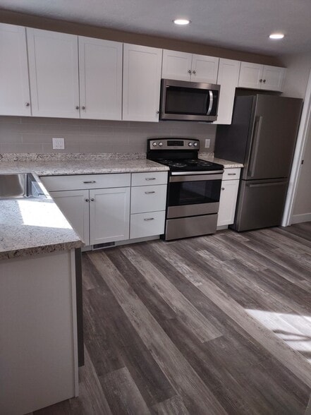 Building Photo - 3056 S 200 E