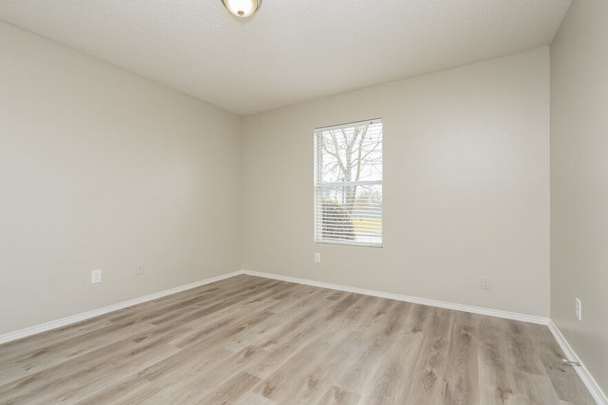 Building Photo - 1704 Chesterwood Dr