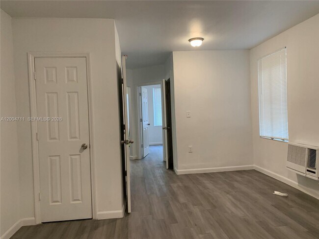 Building Photo - 2161 SW 14th Terrace