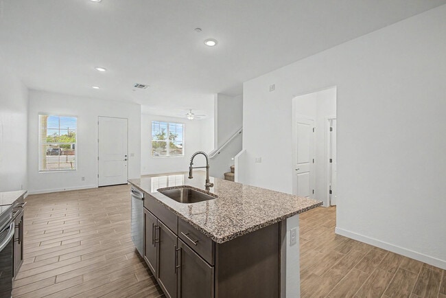 Building Photo - 8232 E University Dr