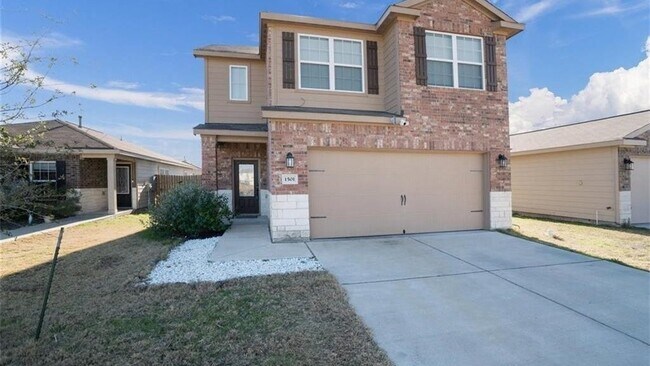 Building Photo - 1501 Treeta Trail